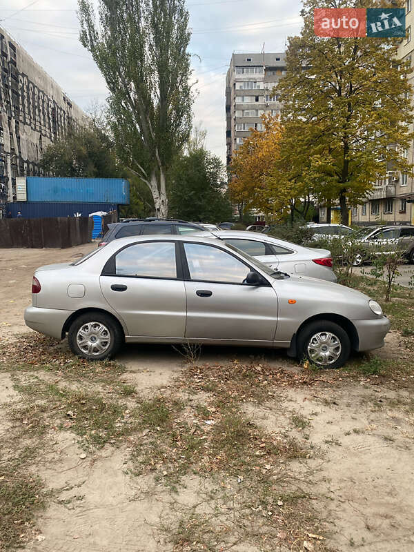 Седан Daewoo Sens 2006 в Днепре