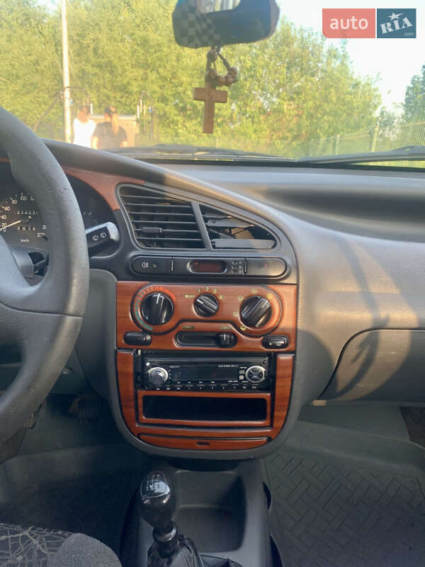 Седан Daewoo Sens 2005 в Дрогобыче