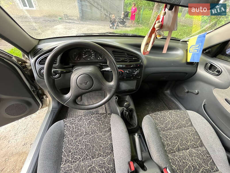 Седан Daewoo Sens 2003 в Золочеве