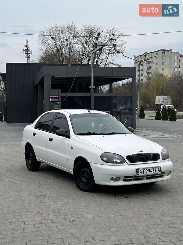 Седан Daewoo Sens 2004 в Ивано-Франковске