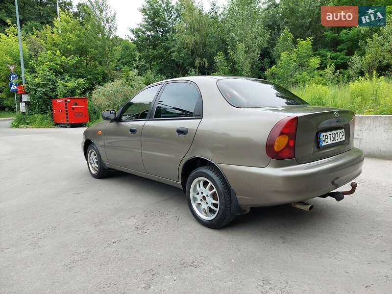 Седан Daewoo Sens 2011 в Киеве