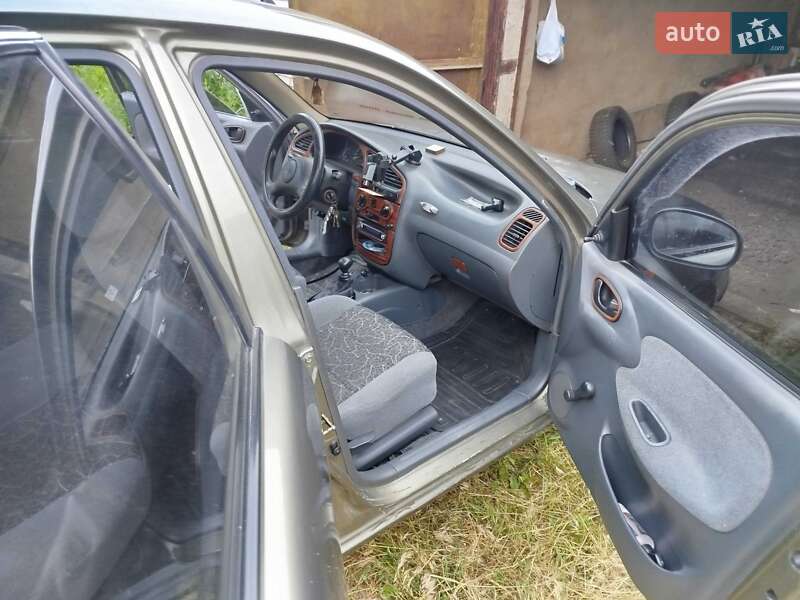 Седан Daewoo Sens 2004 в Полтаве