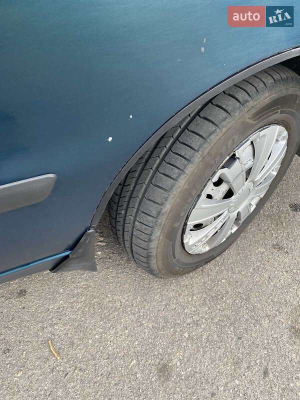 Седан Daewoo Sens 2003 в Запорожье