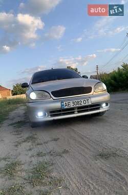 Седан Daewoo Sens 2004 в Вольногорске