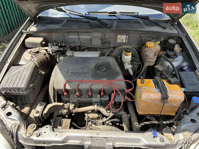 Седан Daewoo Sens 2008 в Богодухіву