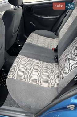 Седан Daewoo Sens 2014 в 