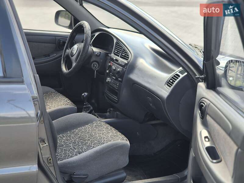 Седан Daewoo Sens 2012 в Днепре