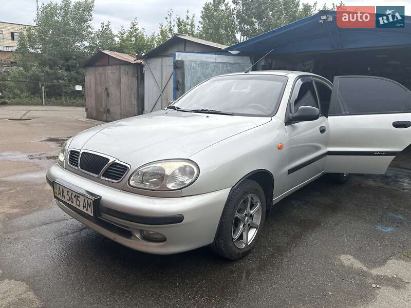 Седан Daewoo Sens 2004 в Киеве