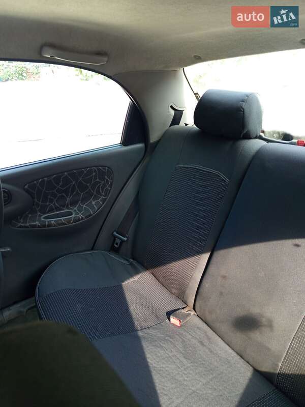 Седан Daewoo Sens 2002 в Чугуеве