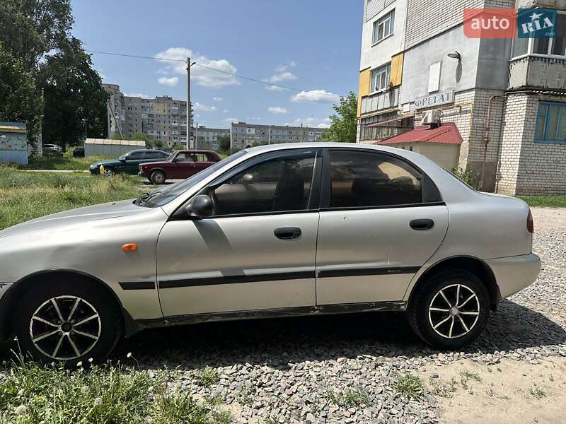 Седан Daewoo Sens 2005 в Вольногорске