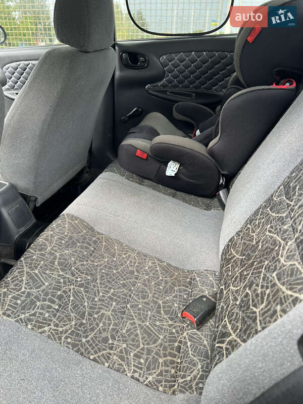 Седан Daewoo Sens 2004 в Одессе