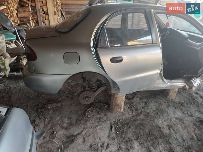 Седан Daewoo Sens 2005 в Макарове