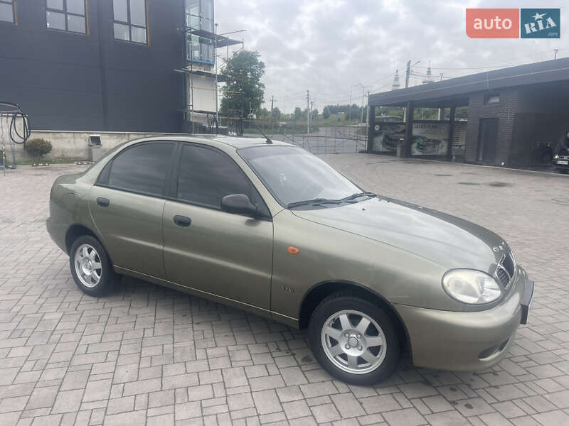 Седан Daewoo Sens 2004 в Львове