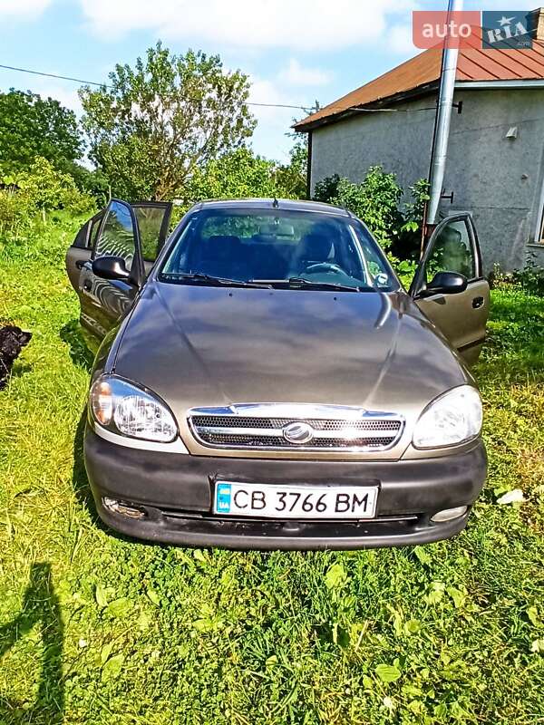 Седан Daewoo Sens 2003 в Чернигове
