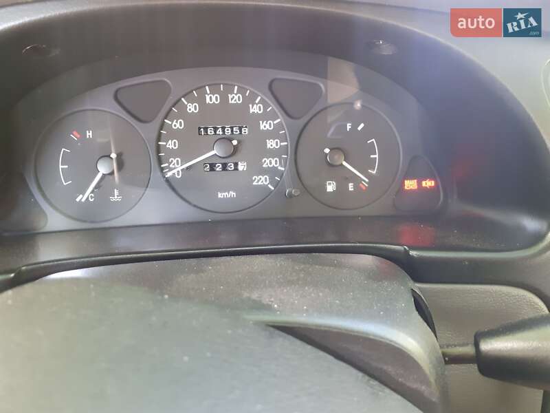 Седан Daewoo Sens 2005 в Южноукраинске