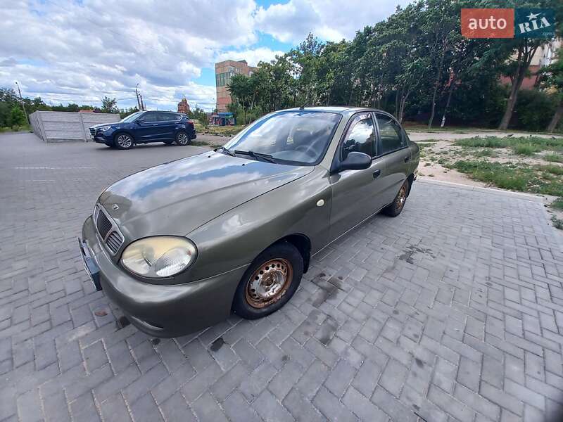 Седан Daewoo Sens 2004 в Кривому Розі