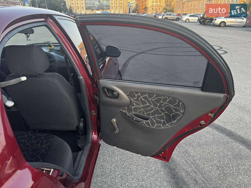 Седан Daewoo Sens 2003 в Харькове