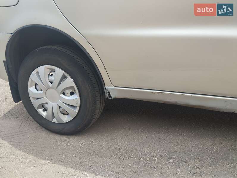 Седан Daewoo Sens 2005 в Запорожье