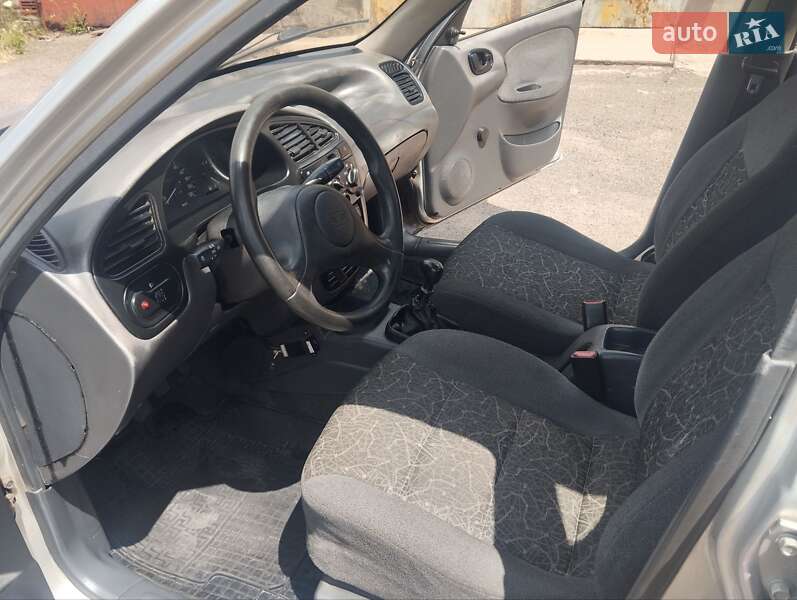 Седан Daewoo Sens 2005 в Запорожье