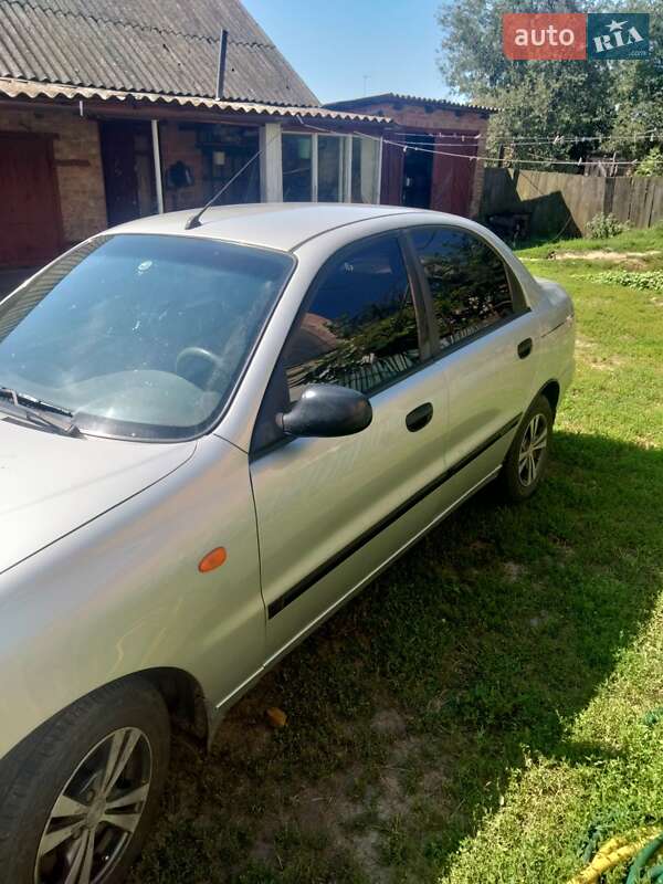 Седан Daewoo Sens 2005 в Циблях