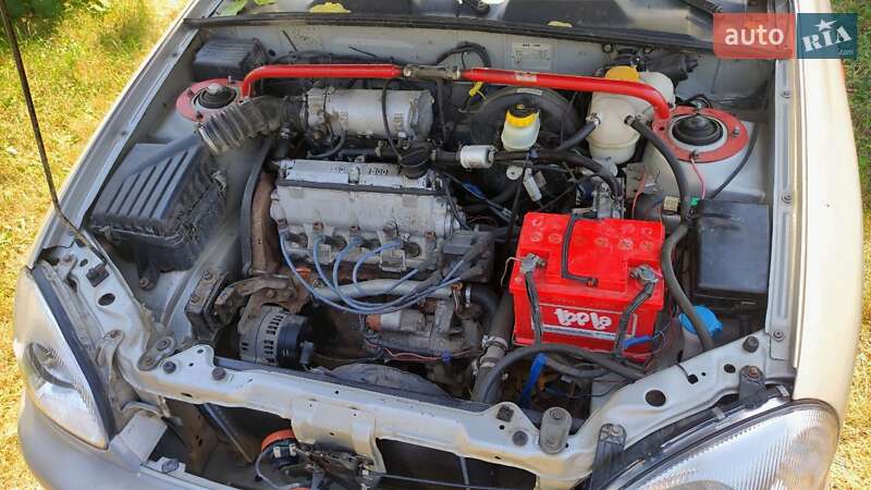 Седан Daewoo Sens 2005 в Черновцах