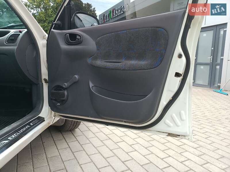 Седан Daewoo Sens 2005 в Горохове