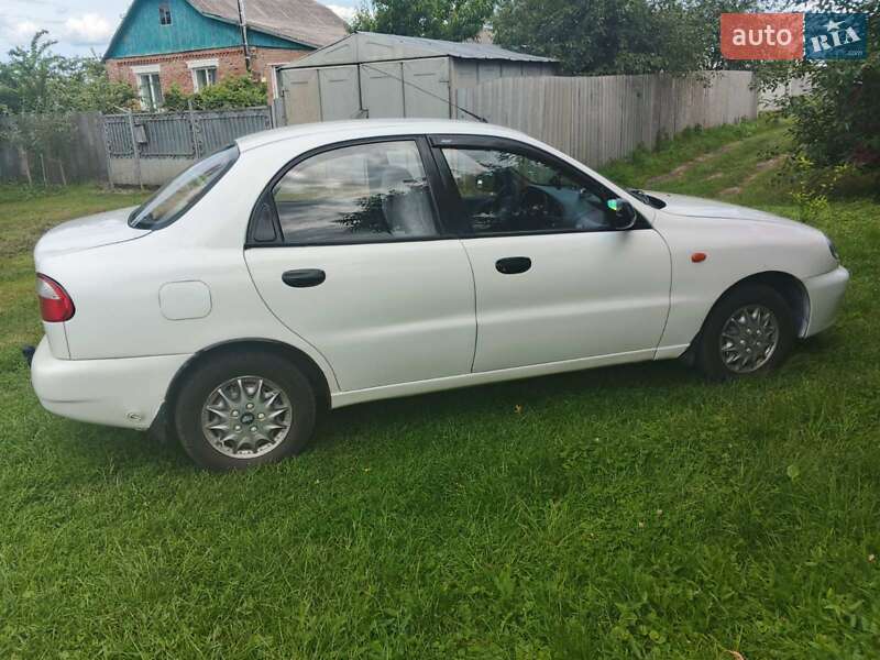 Седан Daewoo Sens 2005 в Обухове