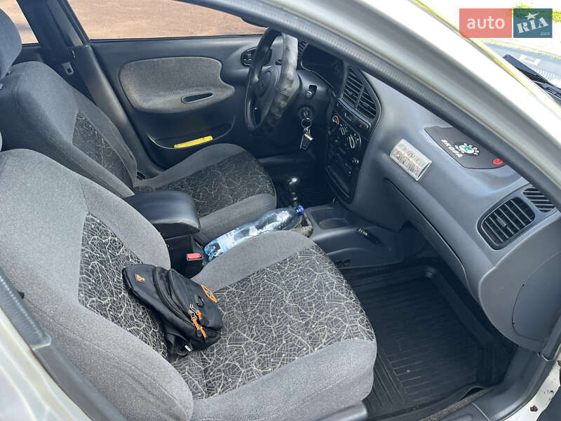 Седан Daewoo Sens 2004 в Лубнах