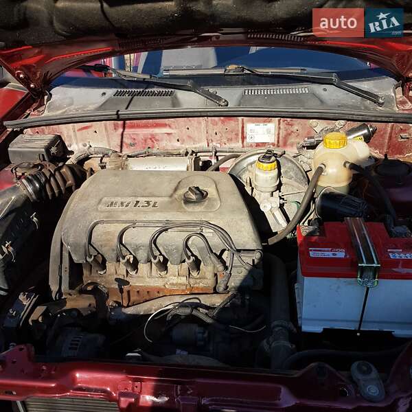 Седан Daewoo Sens 2003 в Запорожье