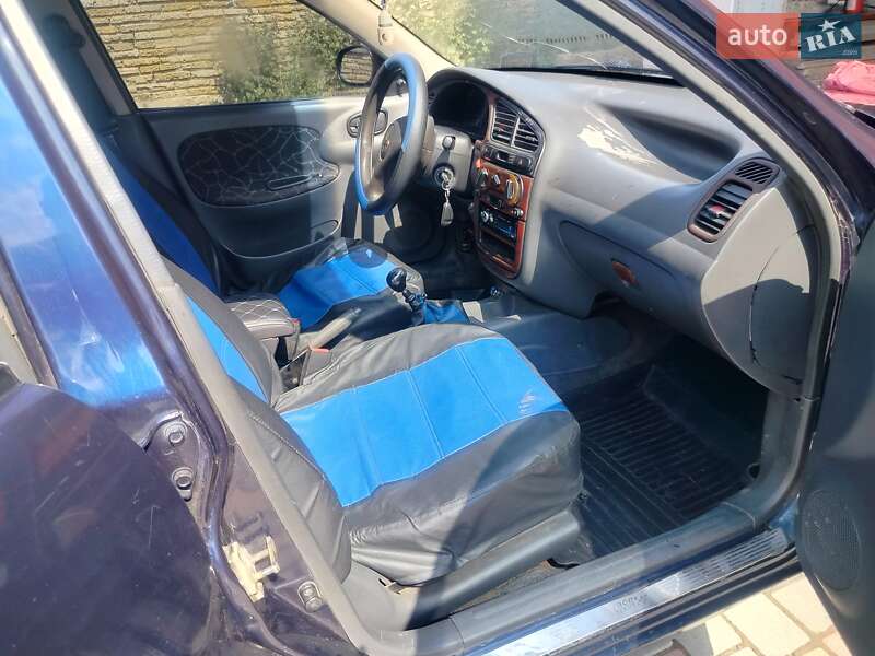 Седан Daewoo Sens 2004 в Очакове