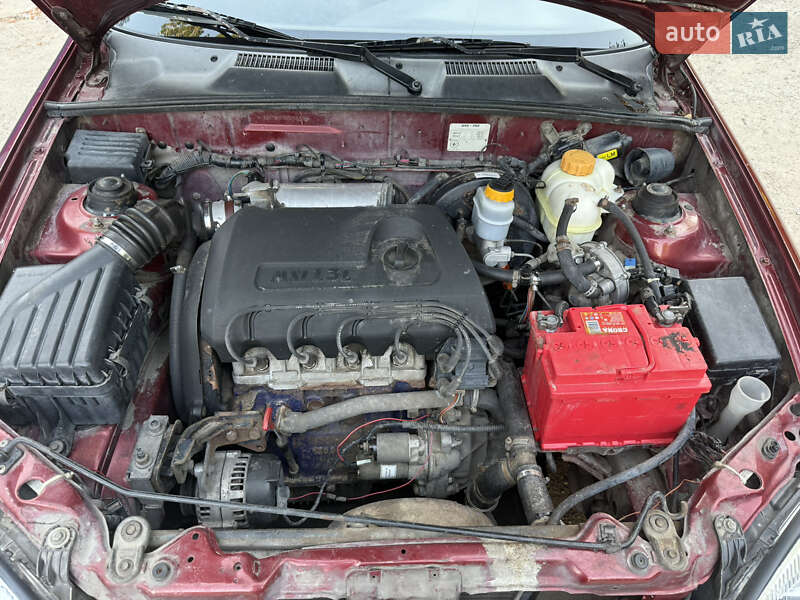Седан Daewoo Sens 2003 в Запоріжжі