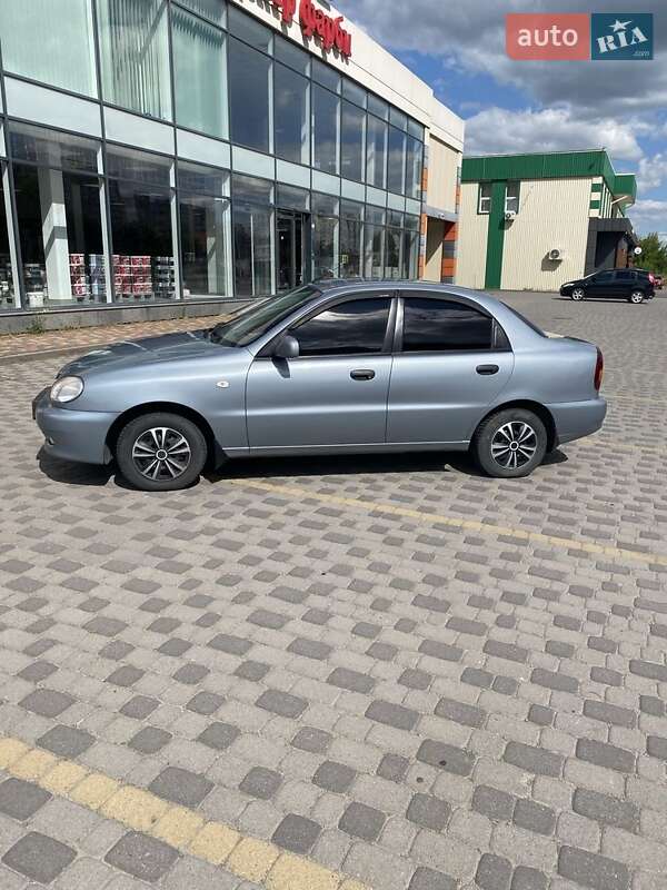 Седан Daewoo Sens 2013 в 