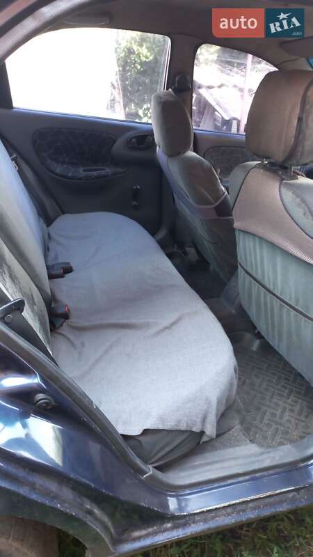 Седан Daewoo Sens 2004 в Харкові