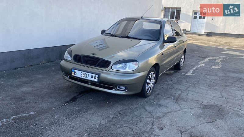 Седан Daewoo Sens 2004 в Полтаві