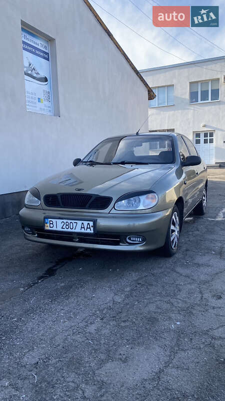 Седан Daewoo Sens 2004 в Полтаві