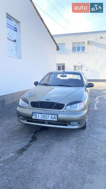 Седан Daewoo Sens 2004 в Полтаві