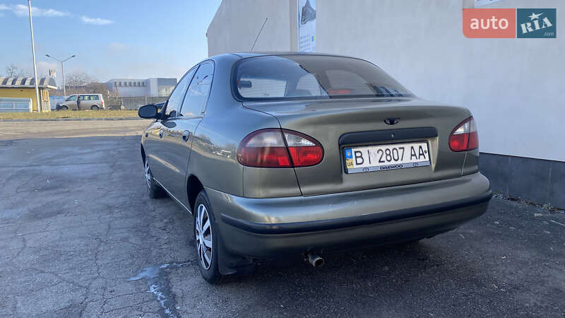 Седан Daewoo Sens 2004 в Полтаві