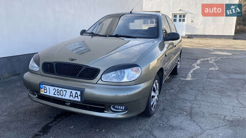Седан Daewoo Sens 2004 в Полтаві