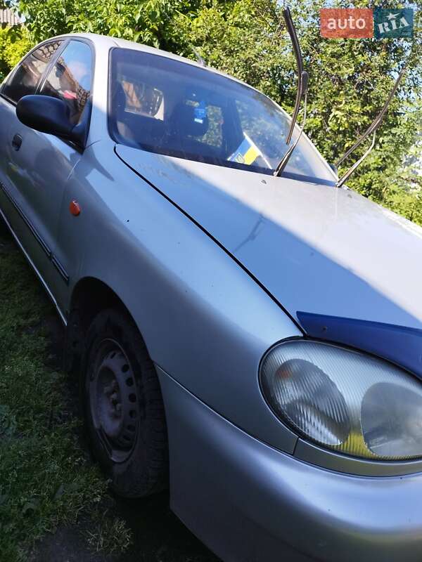 Седан Daewoo Sens 2004 в Гадячі