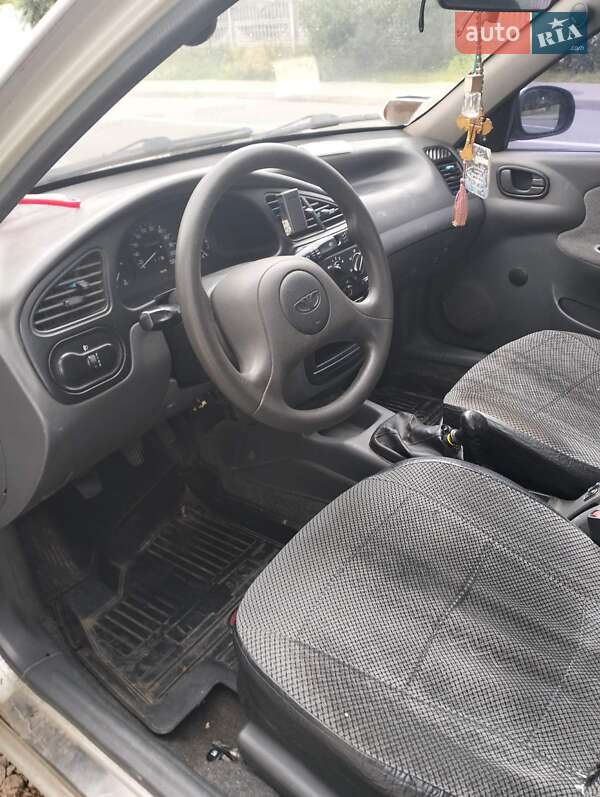 Седан Daewoo Sens 2005 в Чернигове