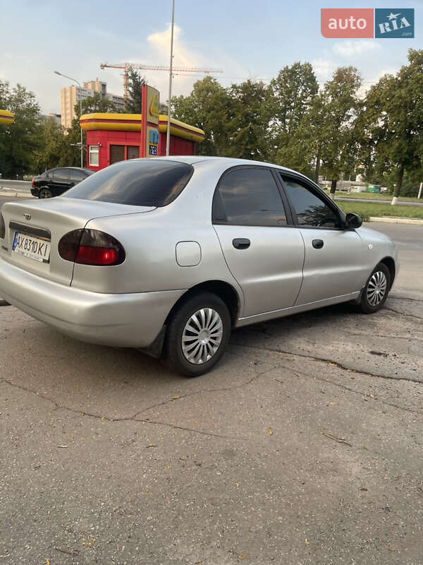 Седан Daewoo Sens 2004 в Харкові
