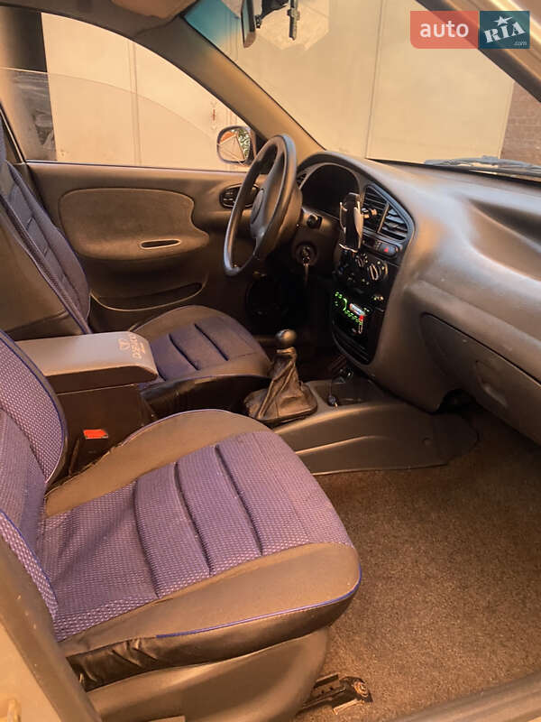 Седан Daewoo Sens 2005 в Хмільнику