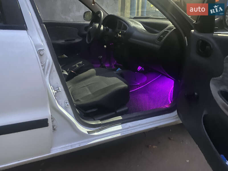 Седан Daewoo Sens 2004 в 