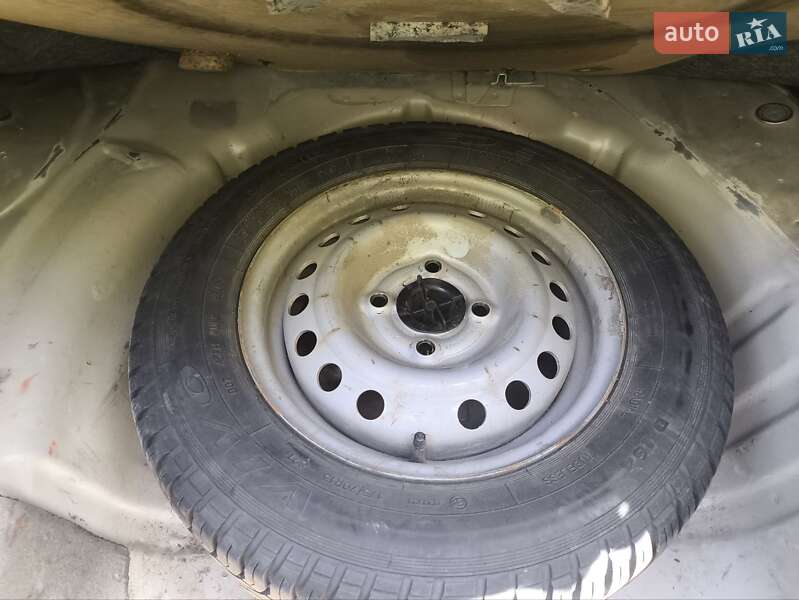Седан Daewoo Sens 2003 в Запорожье