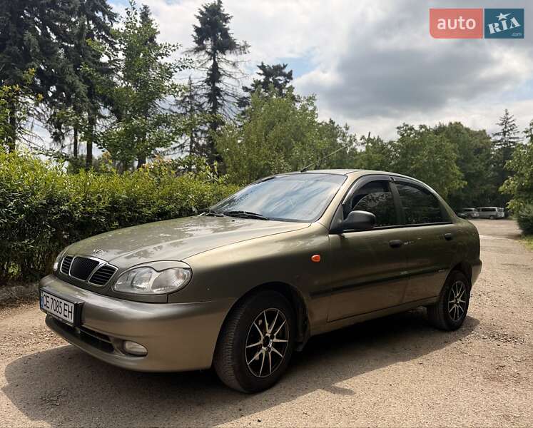 Седан Daewoo Sens 2004 в Новоселице