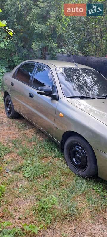 Седан Daewoo Sens 2004 в Марганце