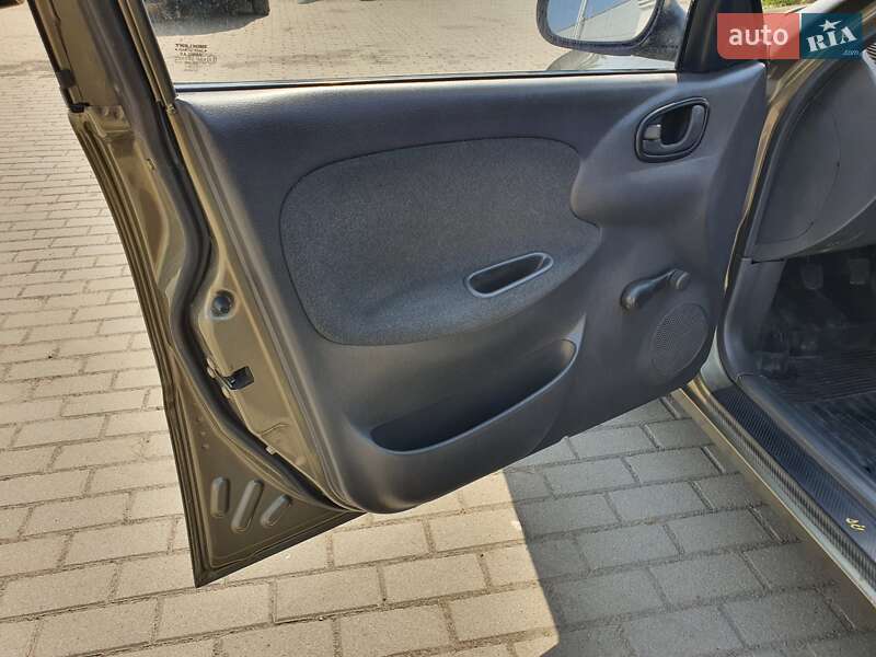 Седан Daewoo Sens 2005 в Мукачевому