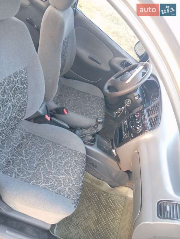 Седан Daewoo Sens 2005 в Жидачове