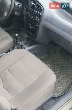 Седан Daewoo Sens 2004 в 