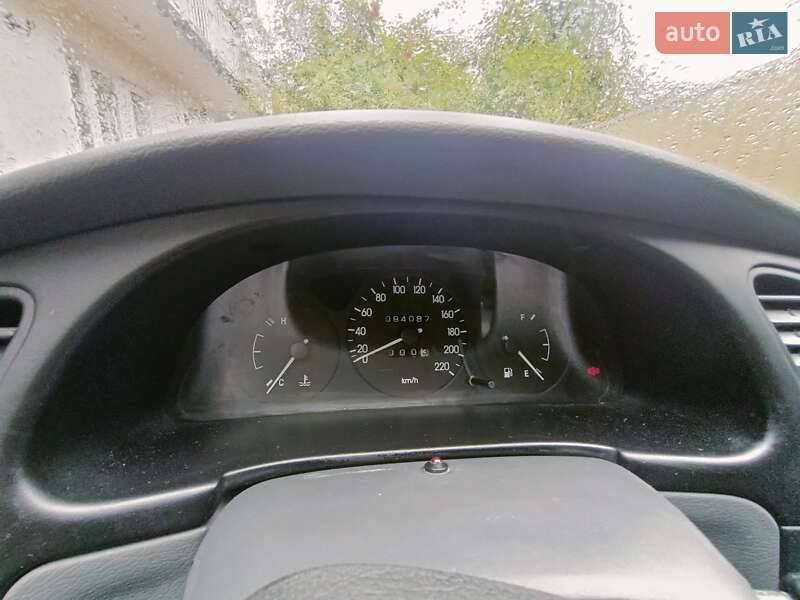 Седан Daewoo Sens 2005 в Львове